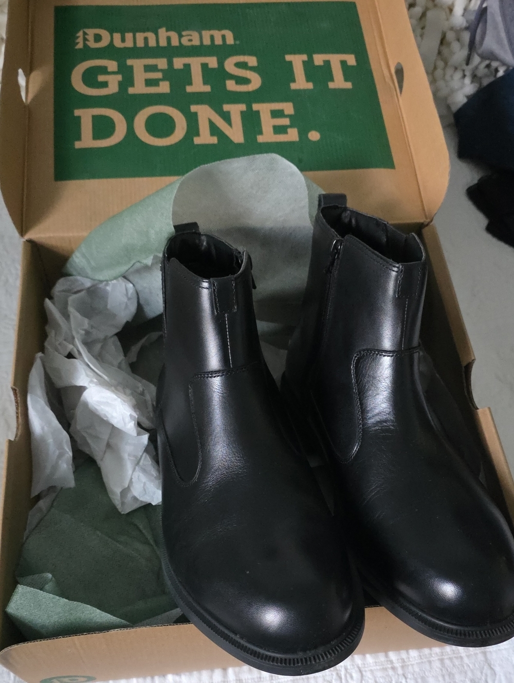 Dunham Black Leather Chukka Boots